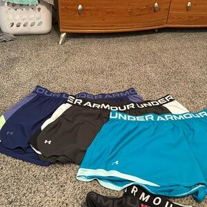 3 pairs of under armour women’s shorts
